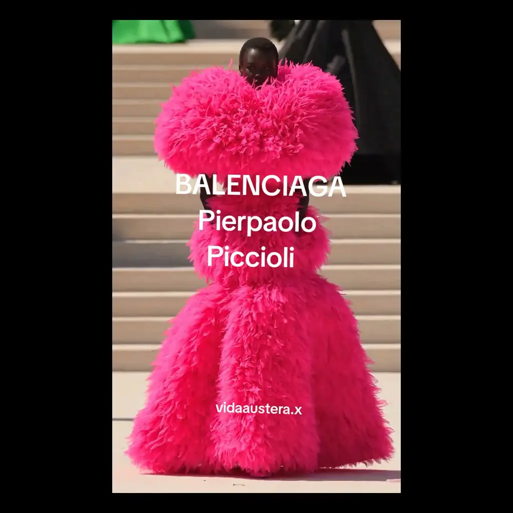 VA-Balenciaga